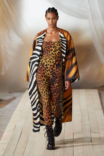 Look 2